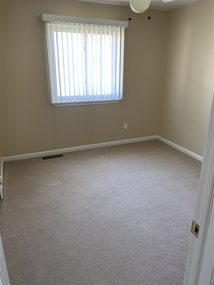 1337 Tinsman Road Fenton, MI 48430 - Photo 23 of 42 50010454-23.JPG
