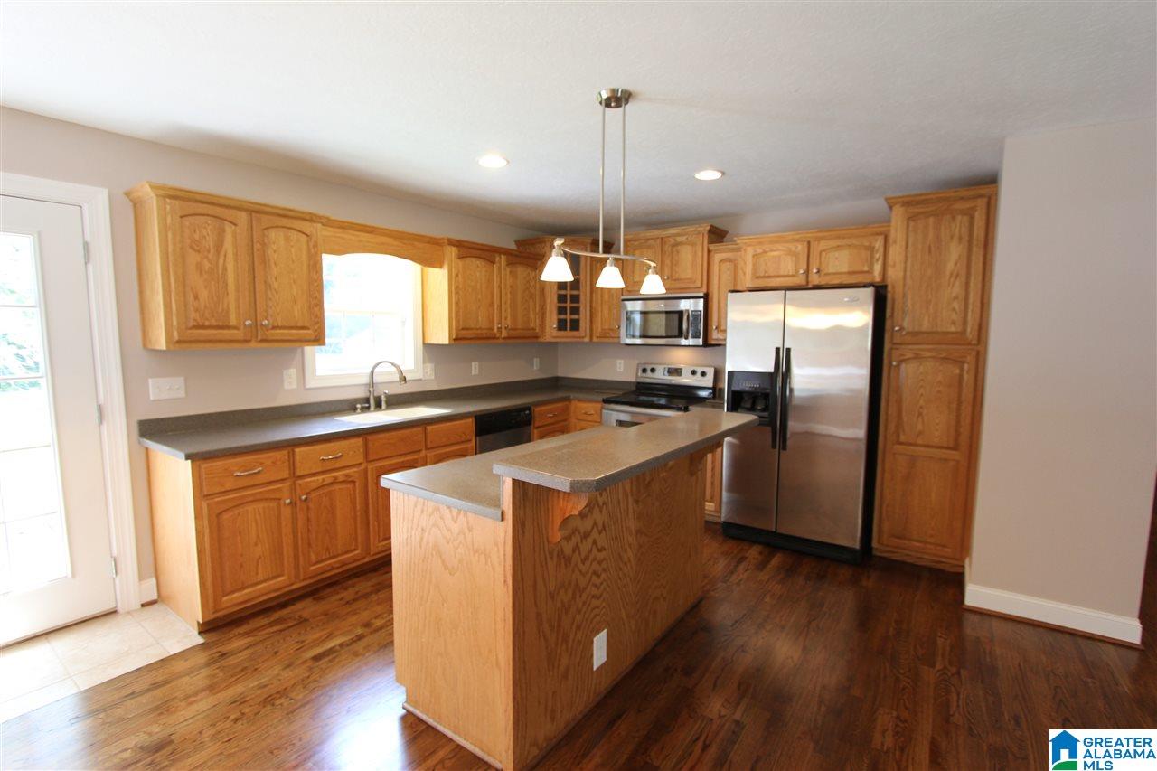 1409 Valley Place Anniston, AL 36207 - Photo 5 of 50