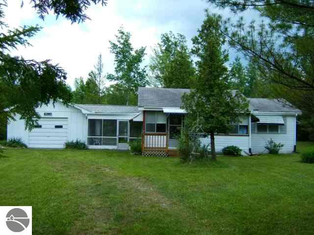 6380 East Hohnke Road Cedar, MI 49621 - Photo 1 of 9 1649644.JPG