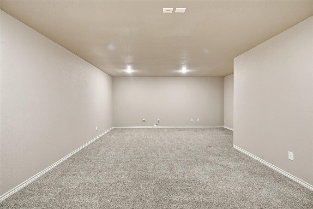 6846 Filly Road Lubbock, TX 79407 - Photo 28 of 47 28-6846_filly_road_028