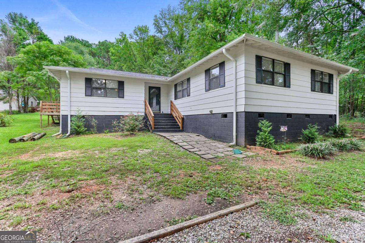 1248 Cannonville Road LaGrange, GA 30240 - Photo 1 of 46 a front view of house with yard and green space