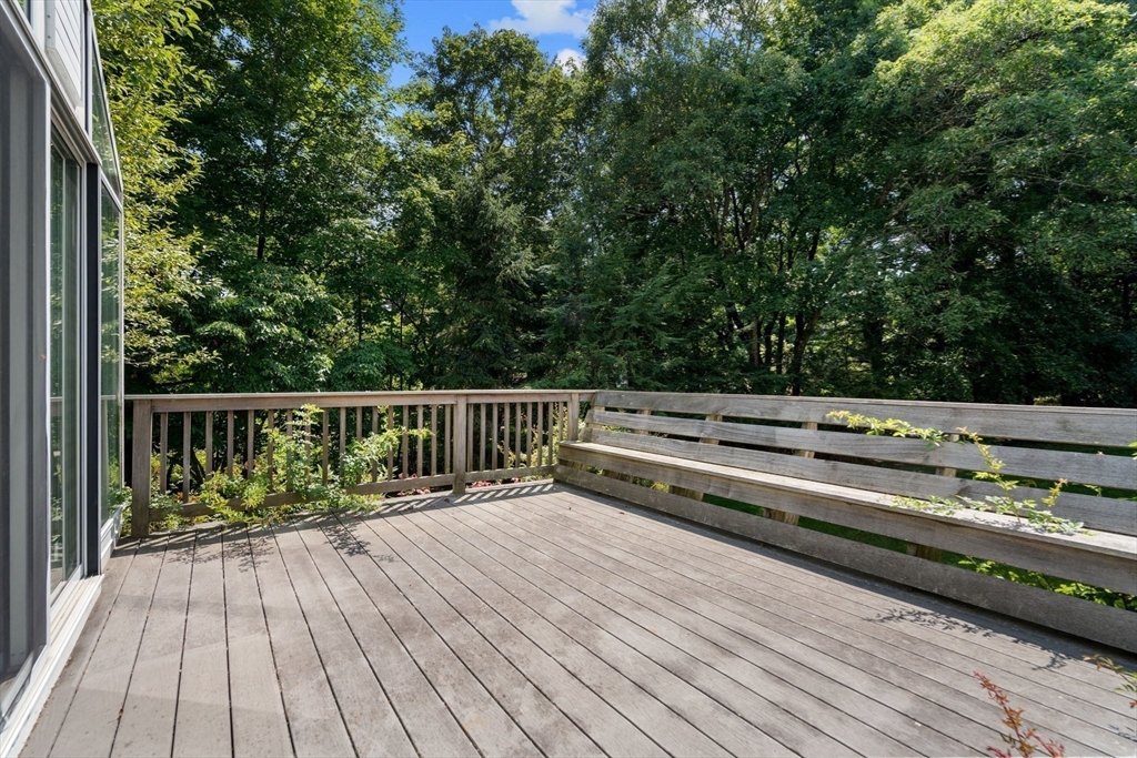 302 Concord Road Weston, MA 02493 - Photo 35 of 38 Gallery Image 35