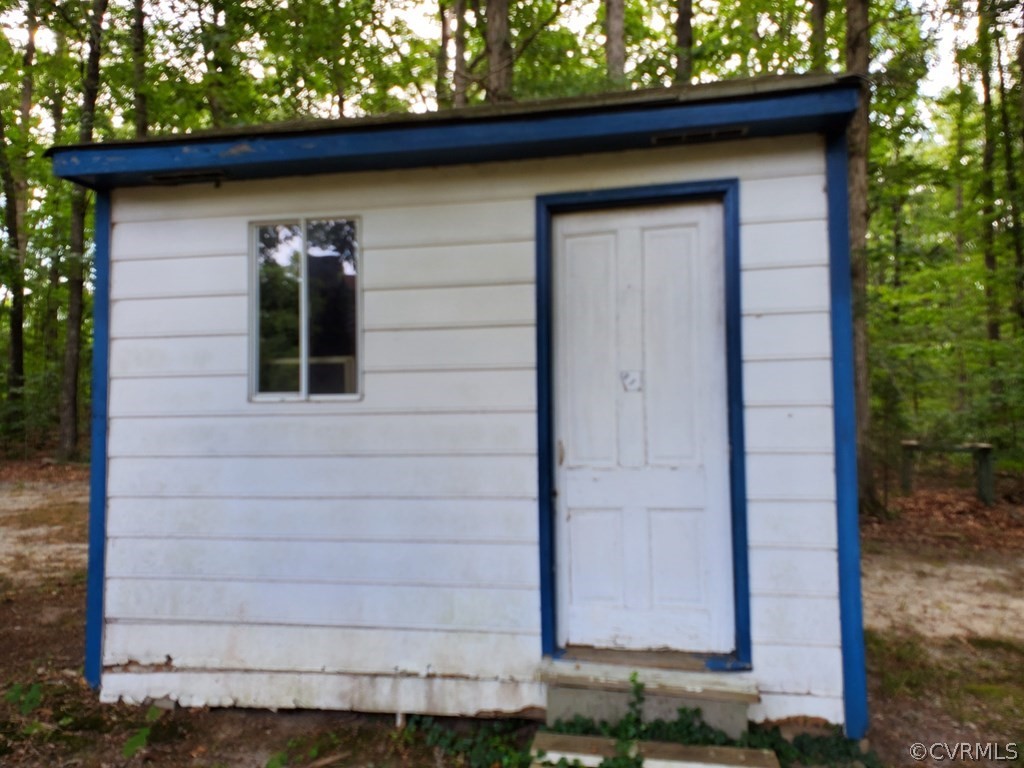 210 Jennings Road Cartersville, VA 23027 - Photo 10 of 12 Gallery Image 10