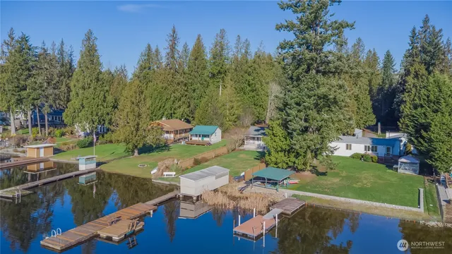 $849,950 | 30961 East Lake Morton Drive Southeast, Kent, WA 98042