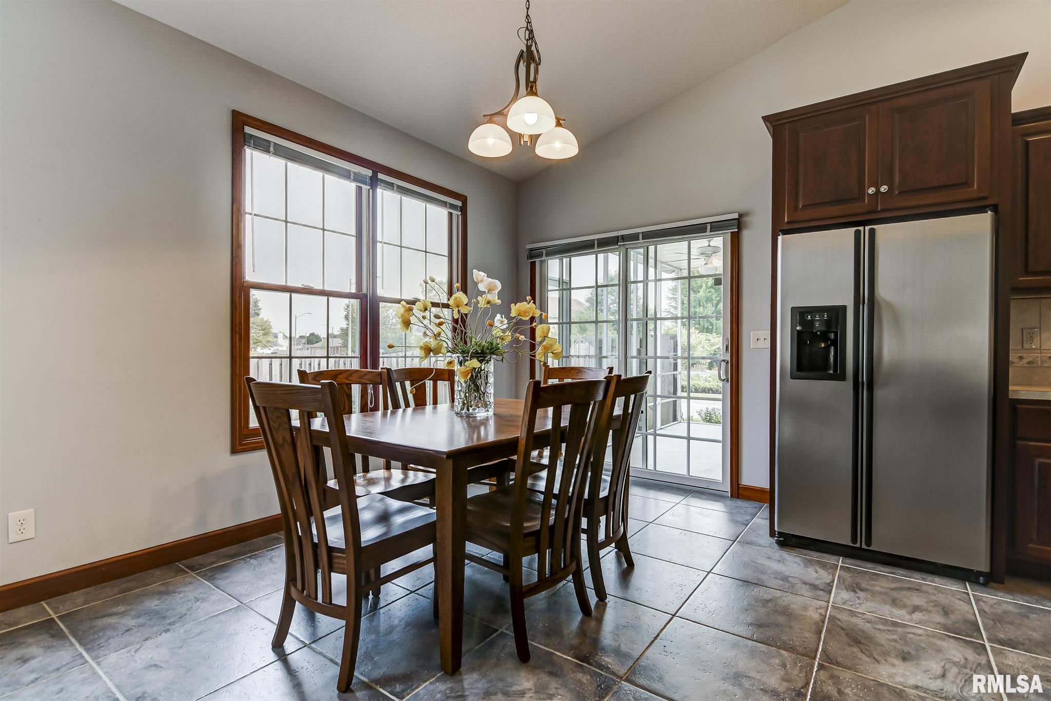 3004 Markwood Lane Springfield, IL 62712 - Photo 13 of 44 Gallery Image 13