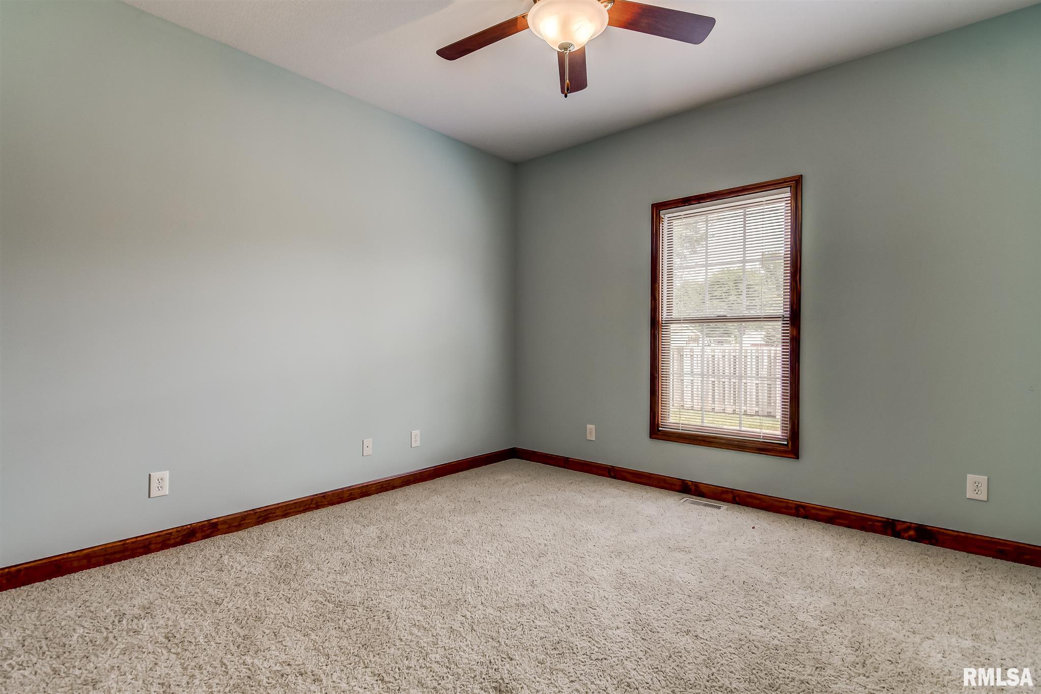 3004 Markwood Lane Springfield, IL 62712 - Photo 23 of 44 Gallery Image 23