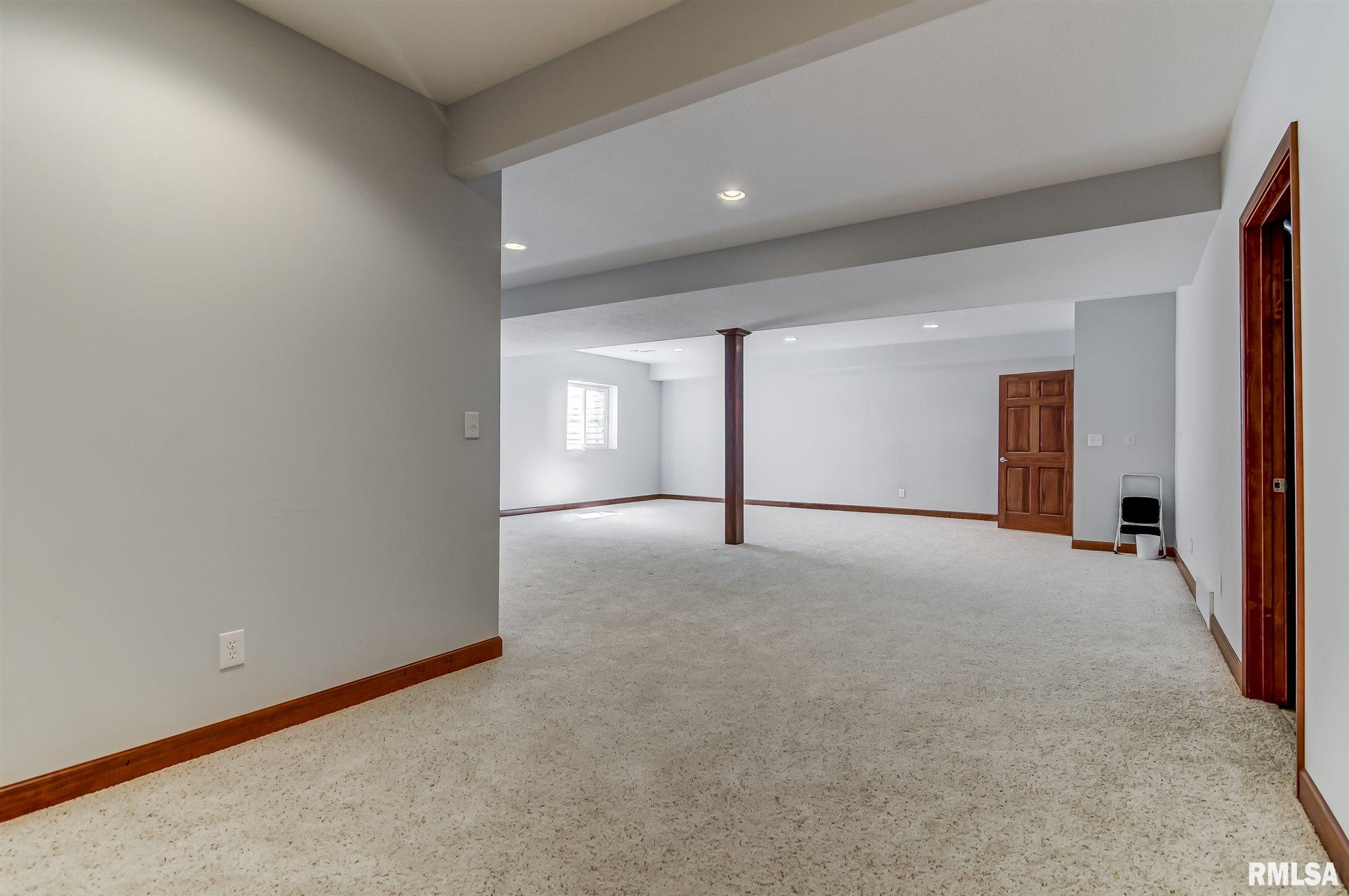 3004 Markwood Lane Springfield, IL 62712 - Photo 32 of 44 Gallery Image 32