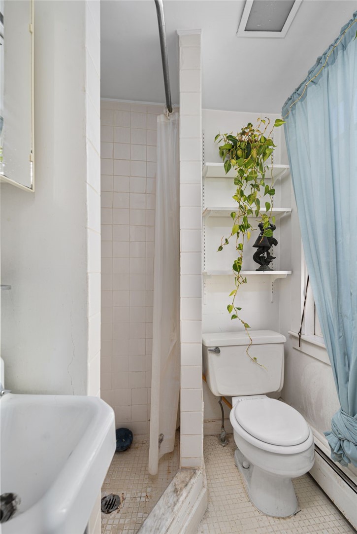 73 Thames Street, Unit B Newport, RI 02840 - Photo 10 of 21
