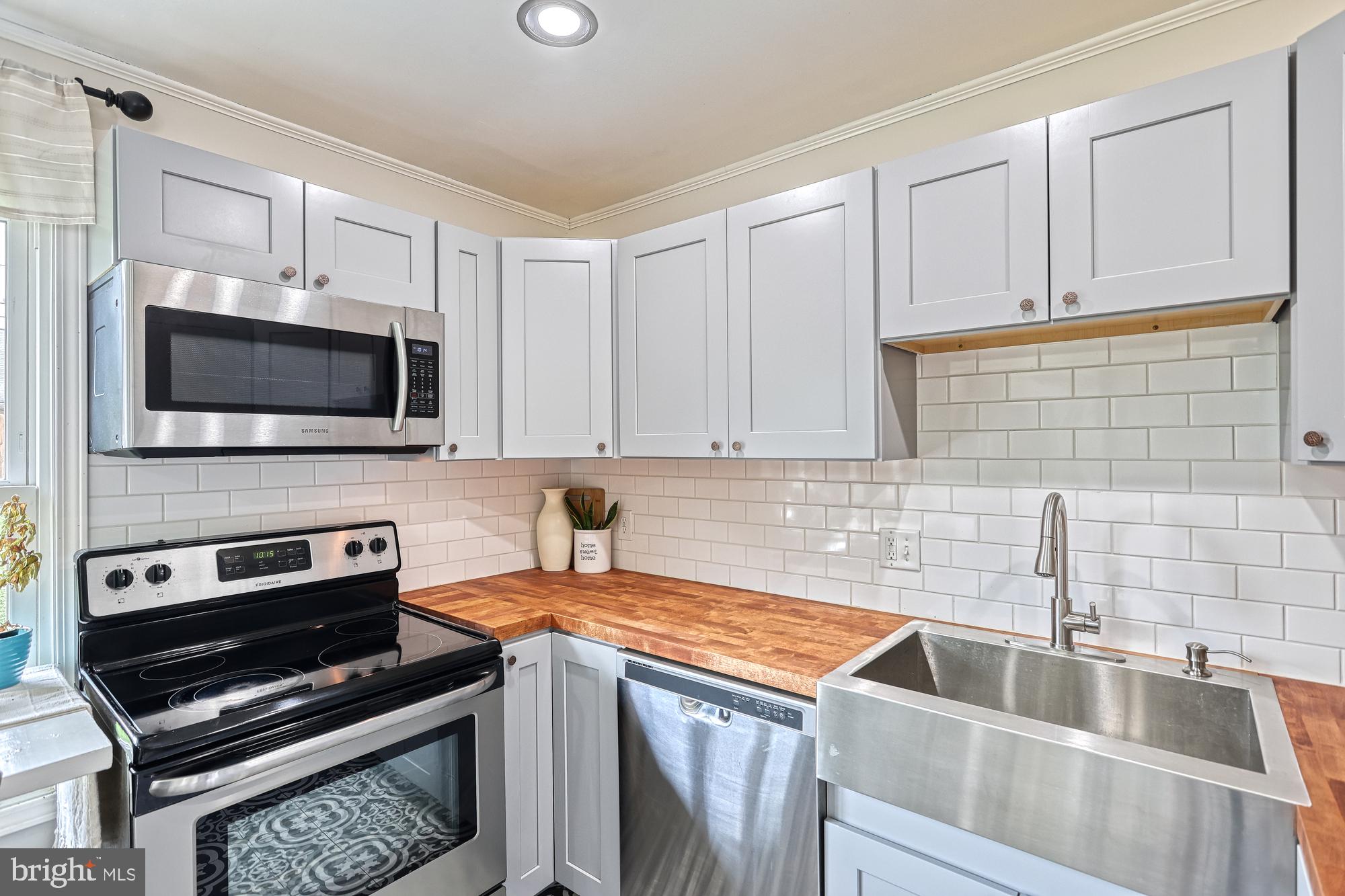 1205 Continental Road York, PA 17404 - Photo 11 of 33 Gallery Image 11