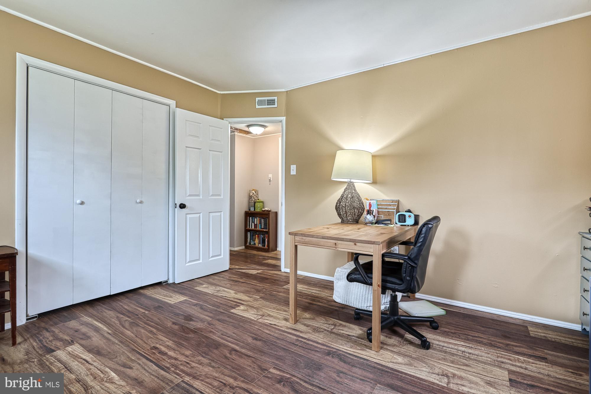 1205 Continental Road York, PA 17404 - Photo 15 of 33 Gallery Image 15