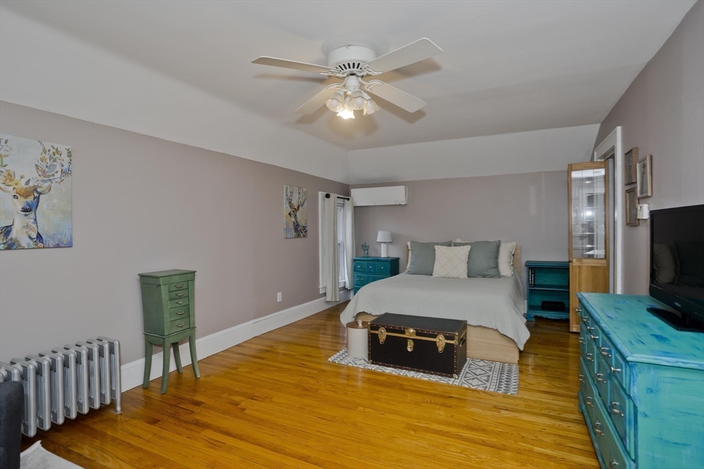 33 Gillette Avenue Springfield, MA 01118 - Photo 18 of 32 Gallery Image 18
