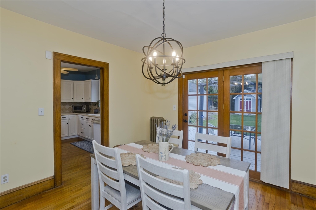 33 Gillette Avenue Springfield, MA 01118 - Photo 7 of 32 Gallery Image 7