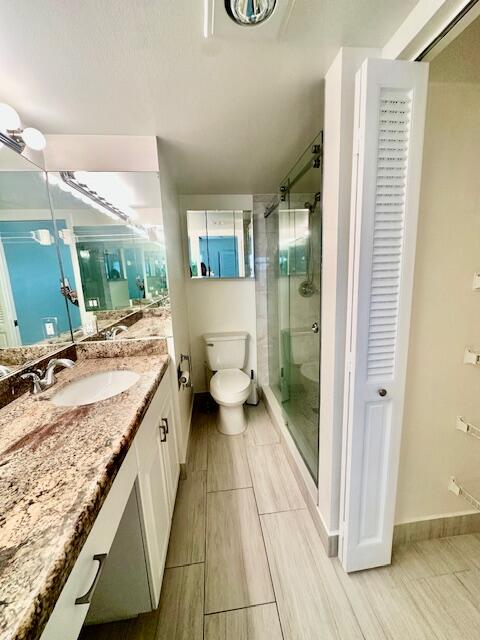 3004 Newcastle A Boca Raton, FL 33434 - Photo 7 of 47 Master Bathroom