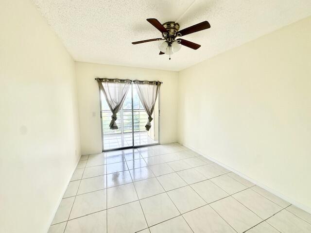 3004 Newcastle A Boca Raton, FL 33434 - Photo 9 of 47 Second Bedroom