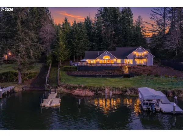 a view of swimming pool and lake view