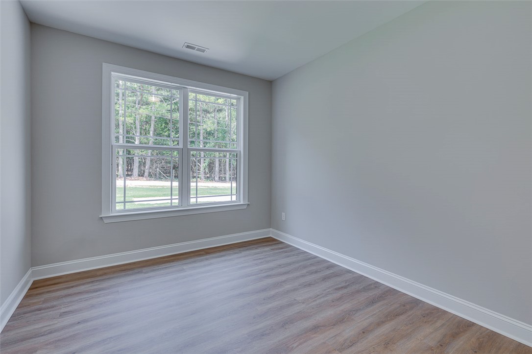 629 Mountain View Road Williamston, SC 29697 - Photo 18 of 38