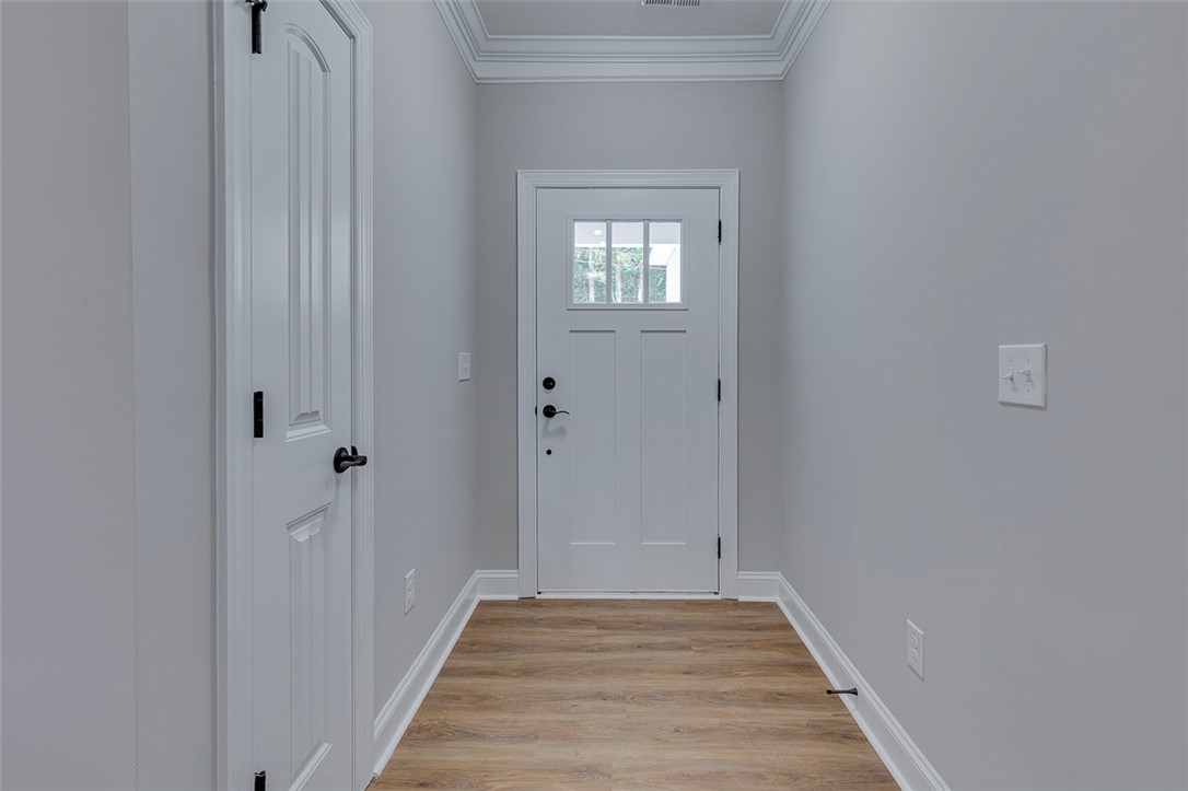 629 Mountain View Road Williamston, SC 29697 - Photo 7 of 38