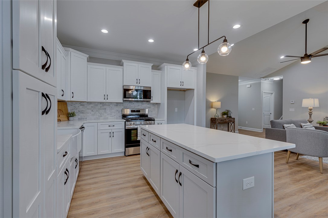 629 Mountain View Road Williamston, SC 29697 - Photo 9 of 38