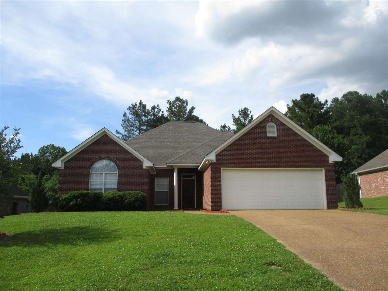 224 North Ridge Drive Madison, MS 39110 - Photo 1 of 14 Photo 1