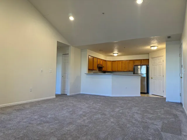 $1,995 | 1567 Weatherstone Drive, Ann Arbor, MI 48108