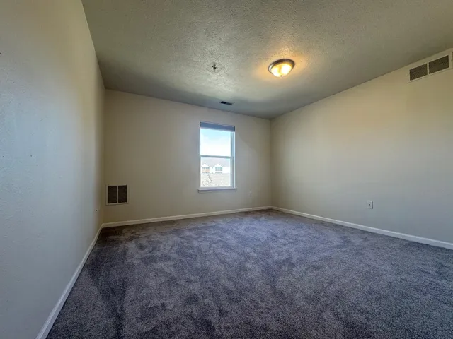 $1,995 | 1567 Weatherstone Drive, Ann Arbor, MI 48108