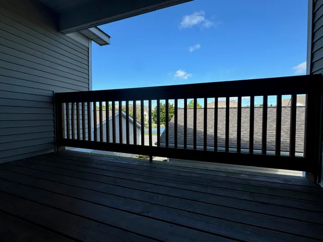 $1,995 | 1567 Weatherstone Drive, Ann Arbor, MI 48108