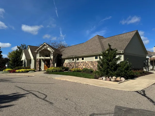 $1,995 | 1567 Weatherstone Drive, Ann Arbor, MI 48108