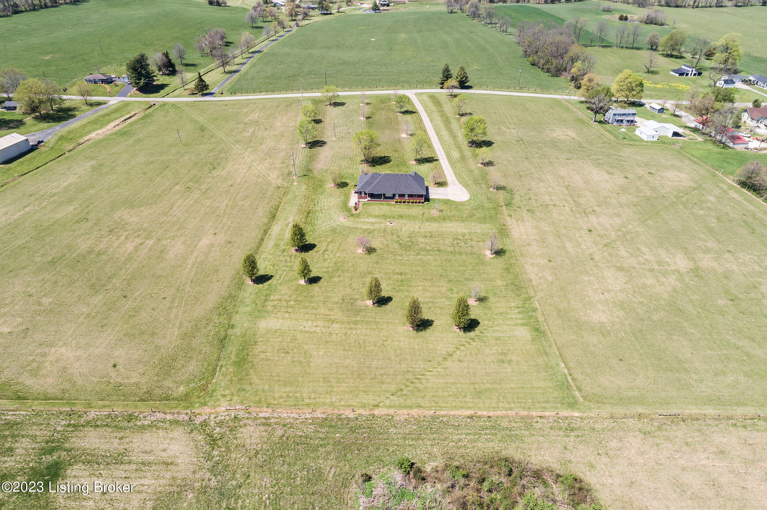260 Murrays Run Road Bardstown, KY 40004 - Photo 44 of 47 260MurraysRun-9