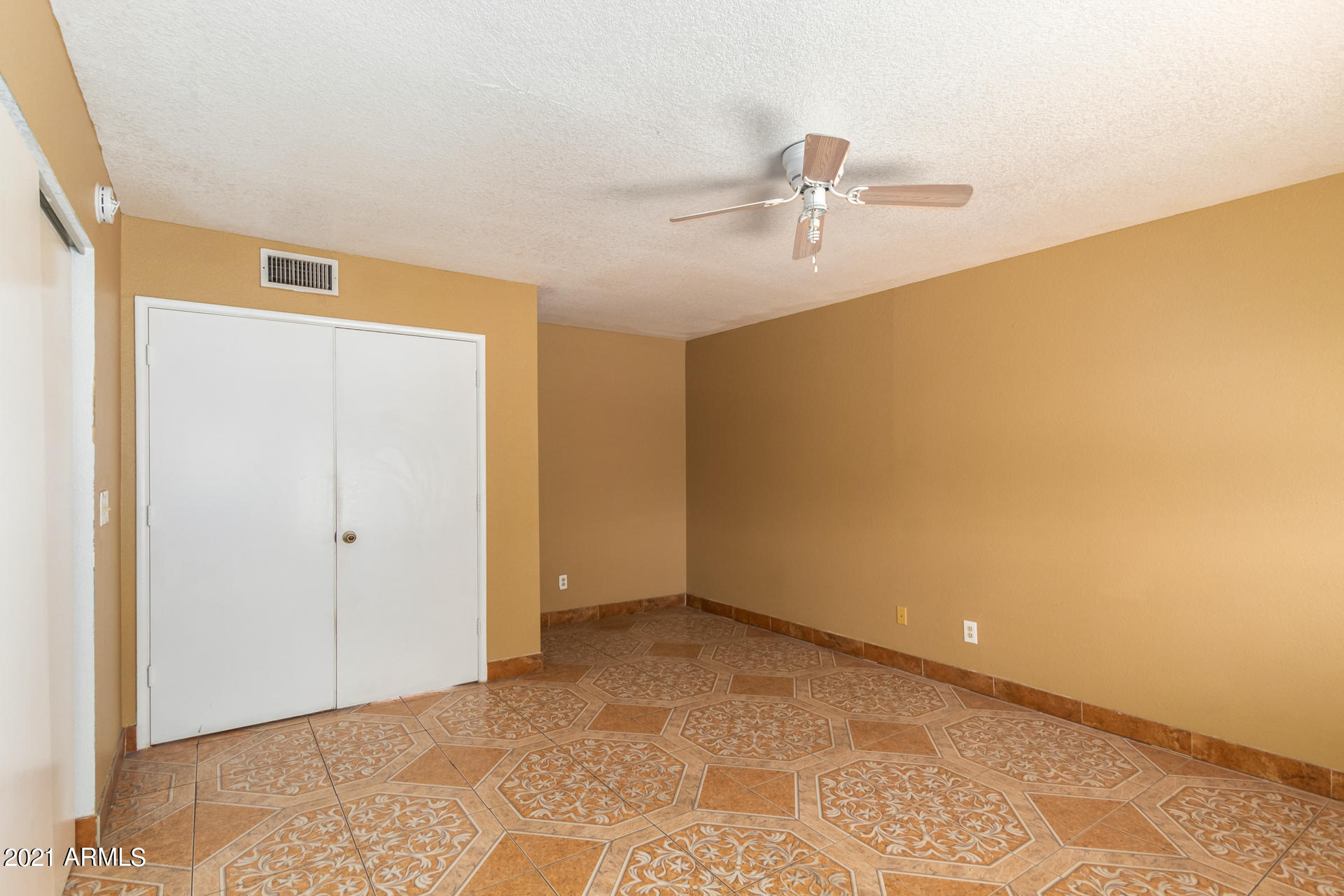 7027 West Ocotillo Road Glendale, AZ 85303 - Photo 15 of 15 0015-Ocotillo 15