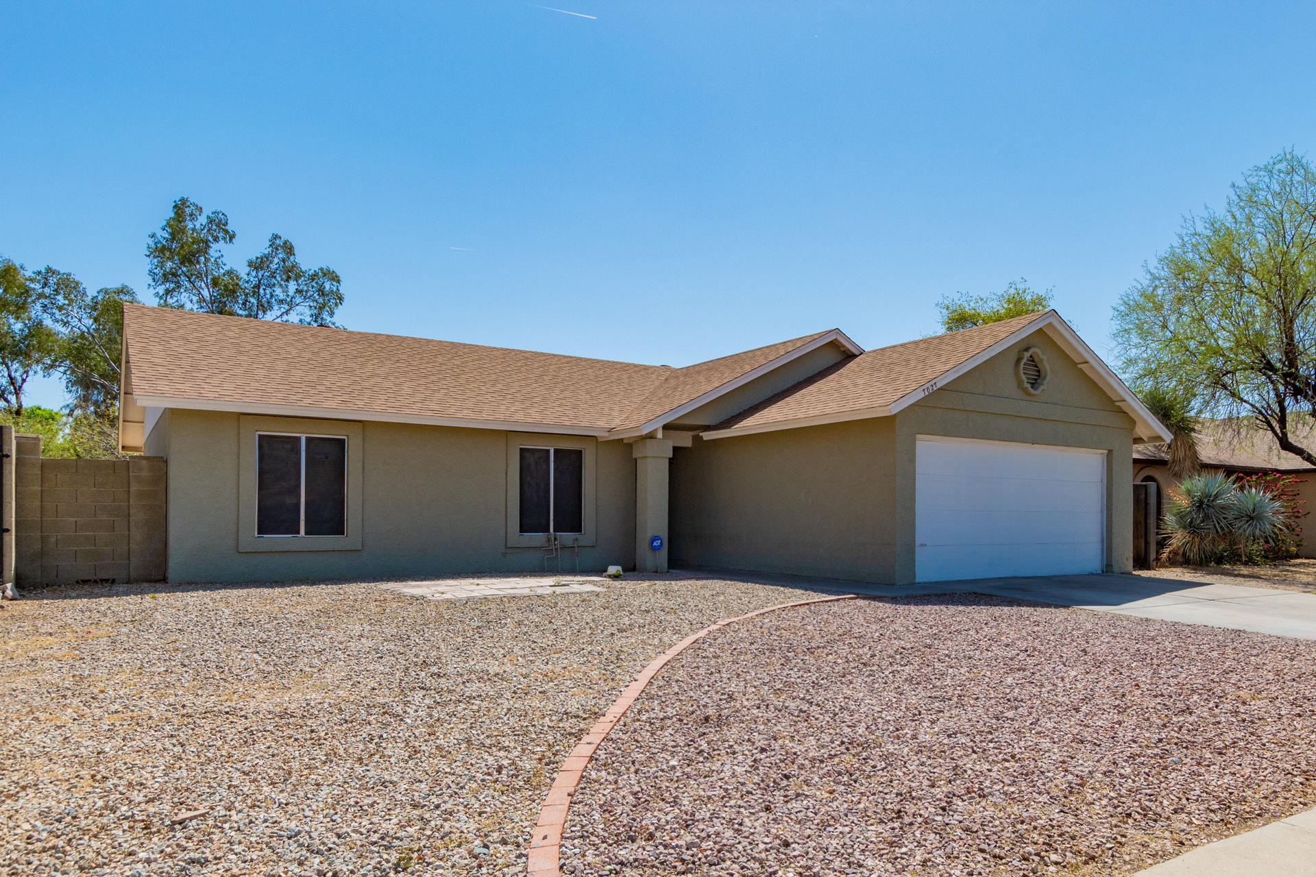 7027 West Ocotillo Road Glendale, AZ 85303 - Photo 3 of 15 0003-Ocotillo 3