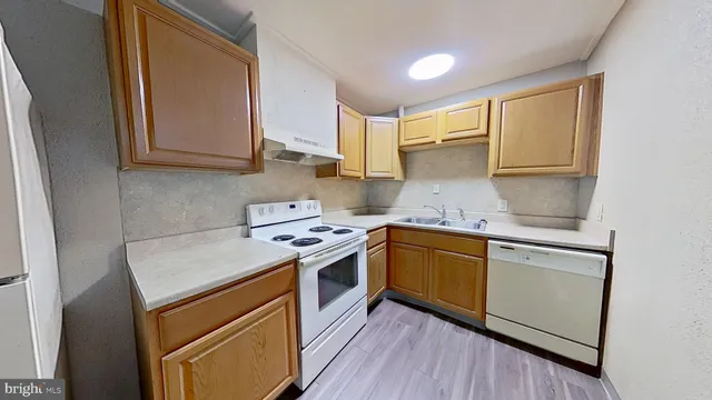 $875 | 155 West Main Street, Unit 17, Windsor, PA 17366