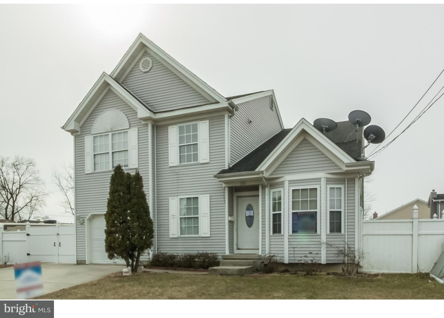702 Stokes Street Riverside, NJ 08075 - Photo 2 of 25