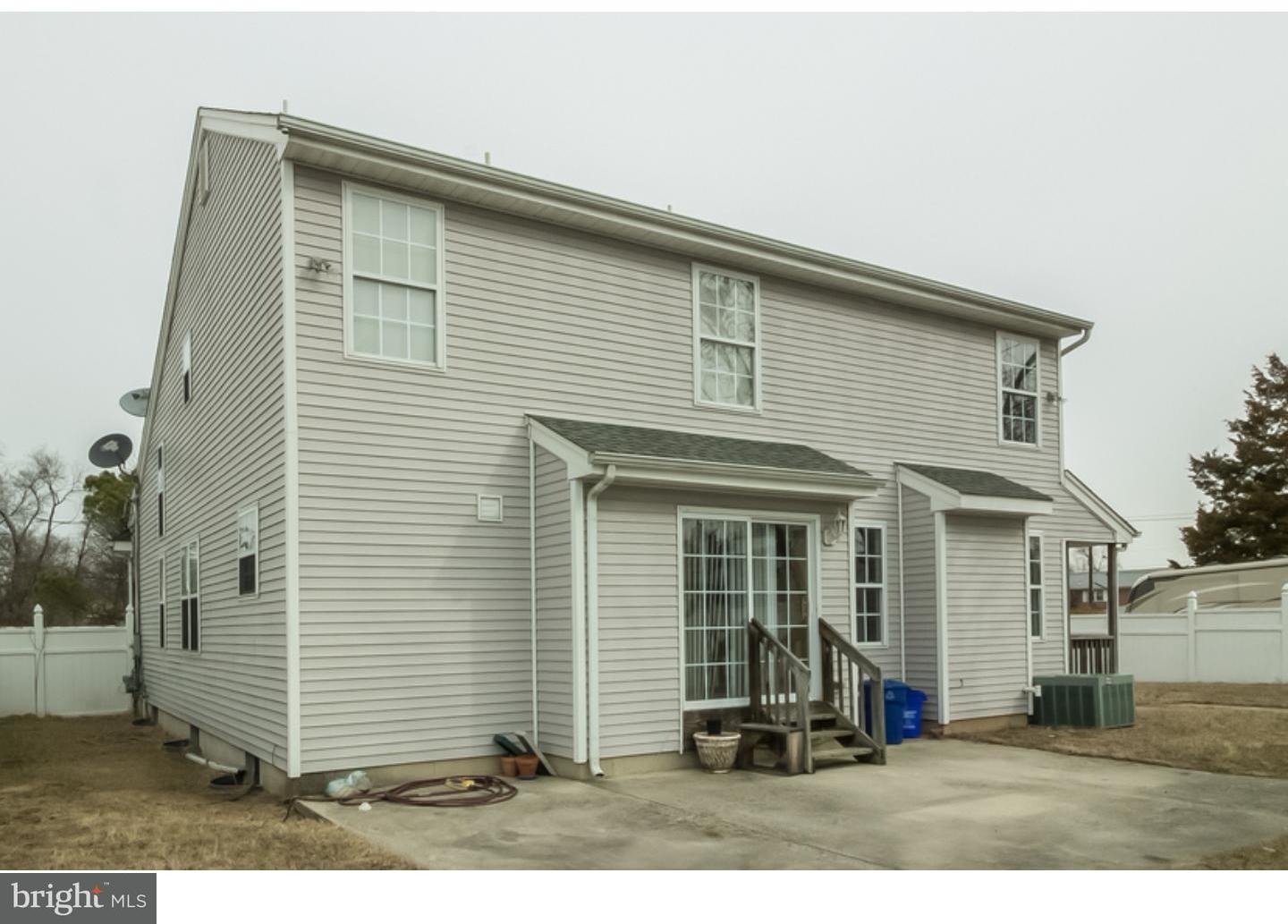 702 Stokes Street Riverside, NJ 08075 - Photo 5 of 25