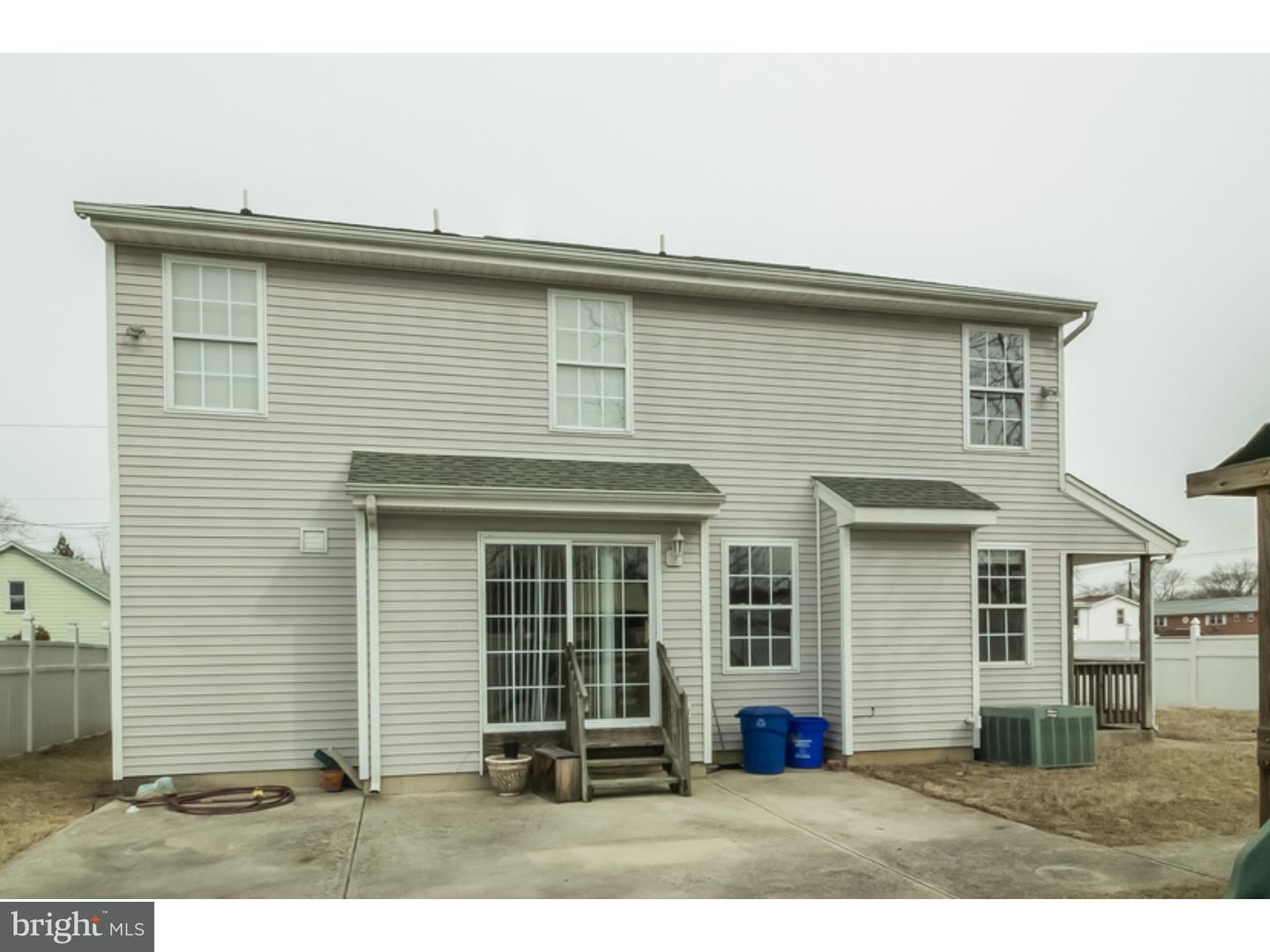 702 Stokes Street Riverside, NJ 08075 - Photo 6 of 25