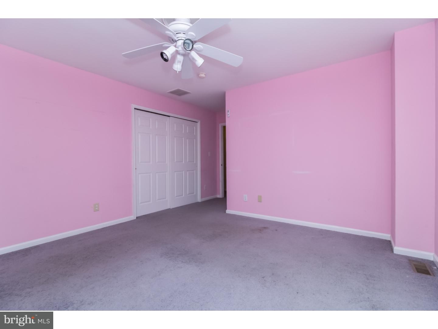 702 Stokes Street Riverside, NJ 08075 - Photo 8 of 25
