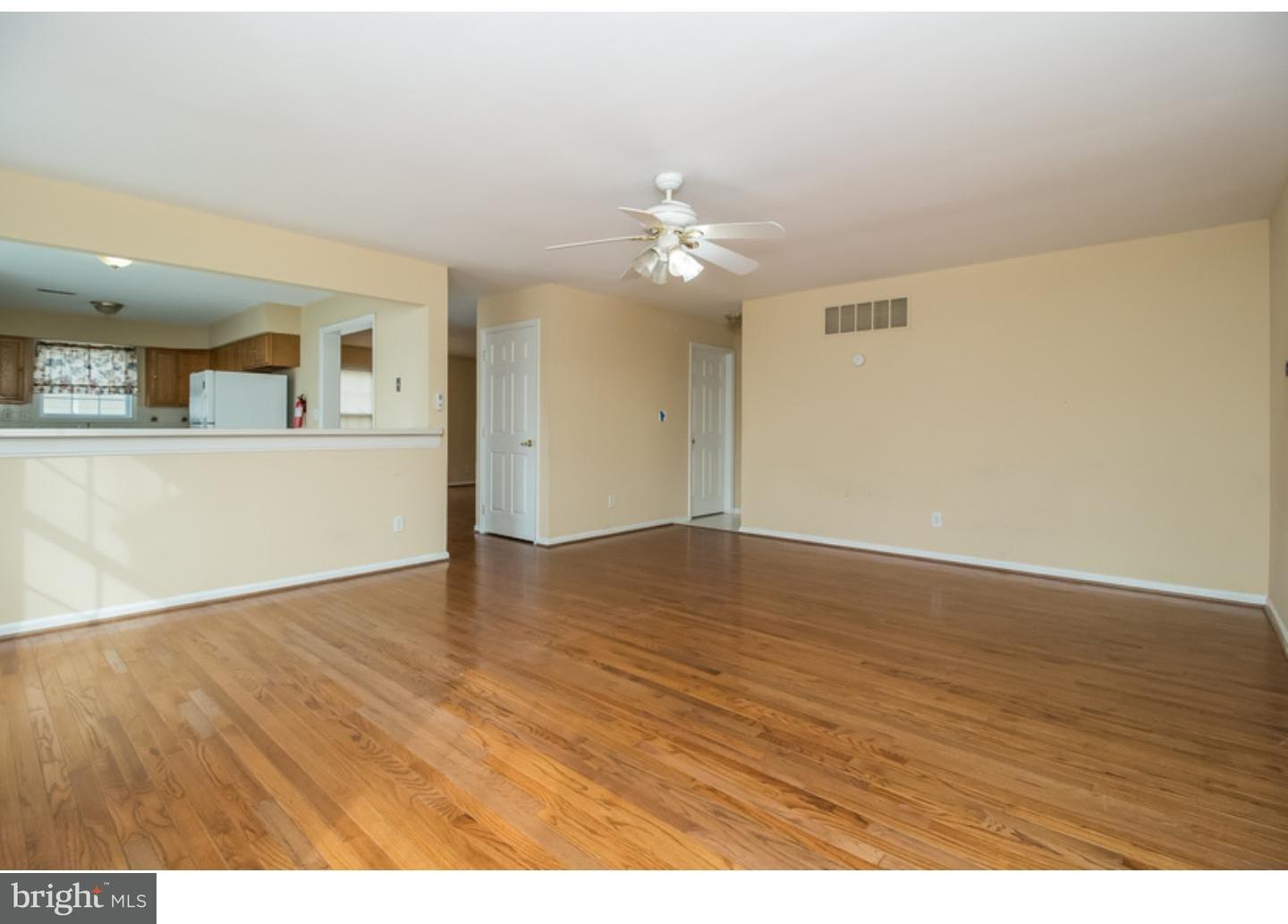 702 Stokes Street Riverside, NJ 08075 - Photo 10 of 25