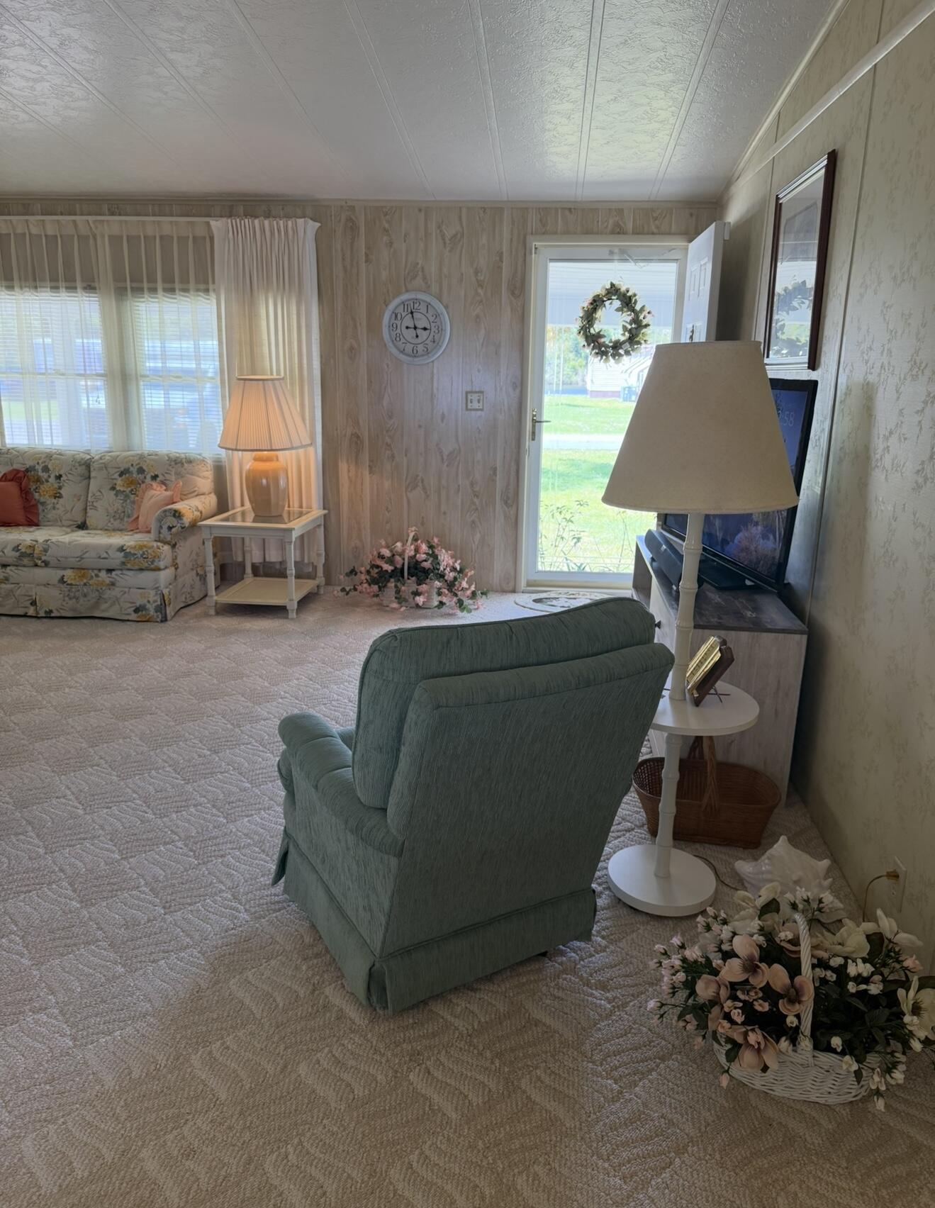 145 Liberty Way Fort Pierce, FL 34951 - Photo 3 of 33 IMG_3092