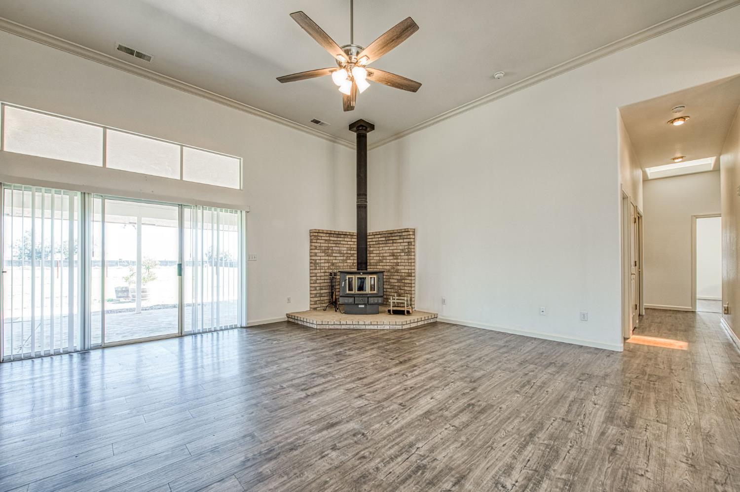 16601 La Canada Road Madera, CA 93636 - Photo 13 of 37