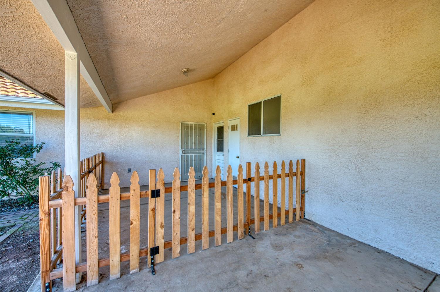 16601 La Canada Road Madera, CA 93636 - Photo 28 of 37