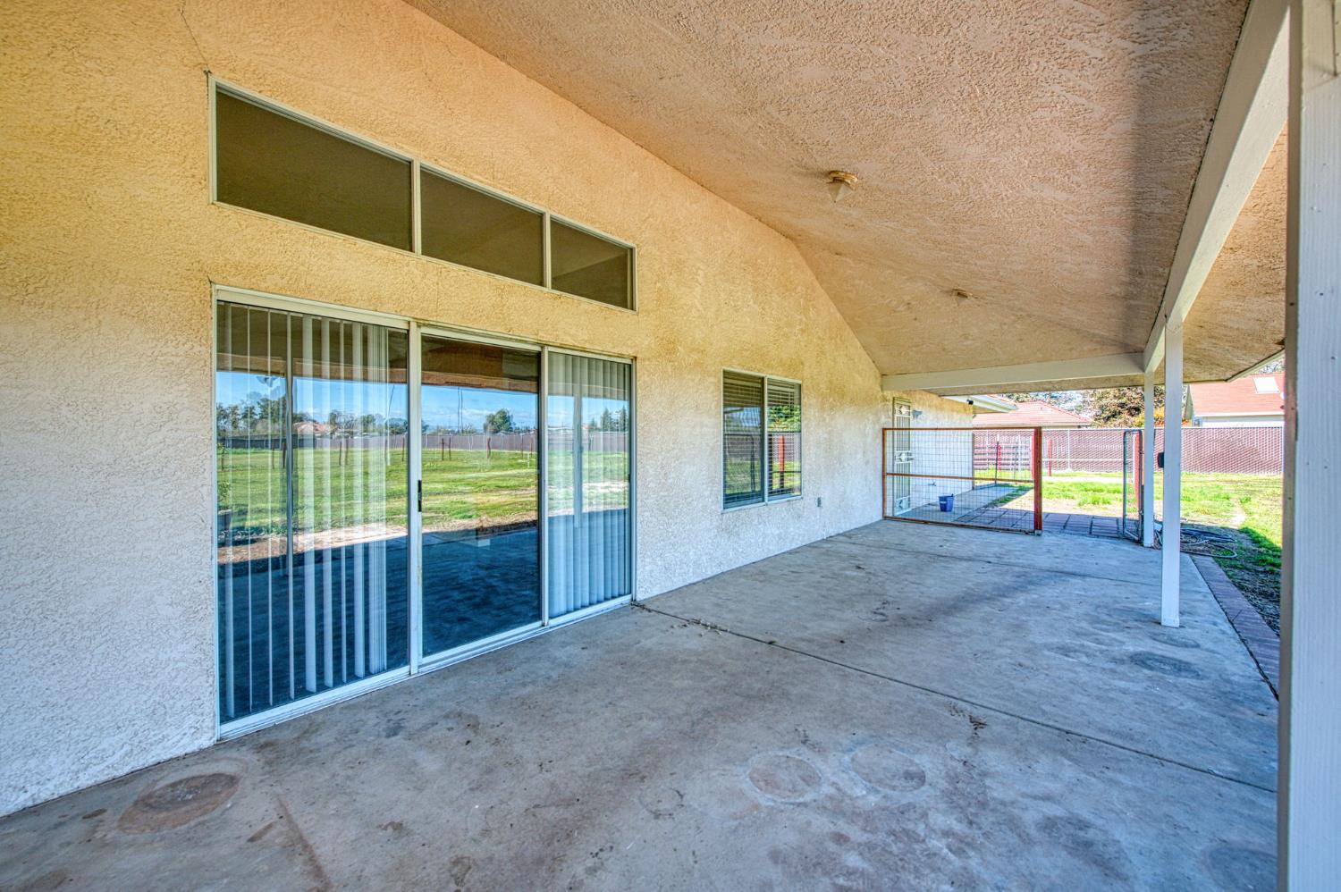 16601 La Canada Road Madera, CA 93636 - Photo 29 of 37