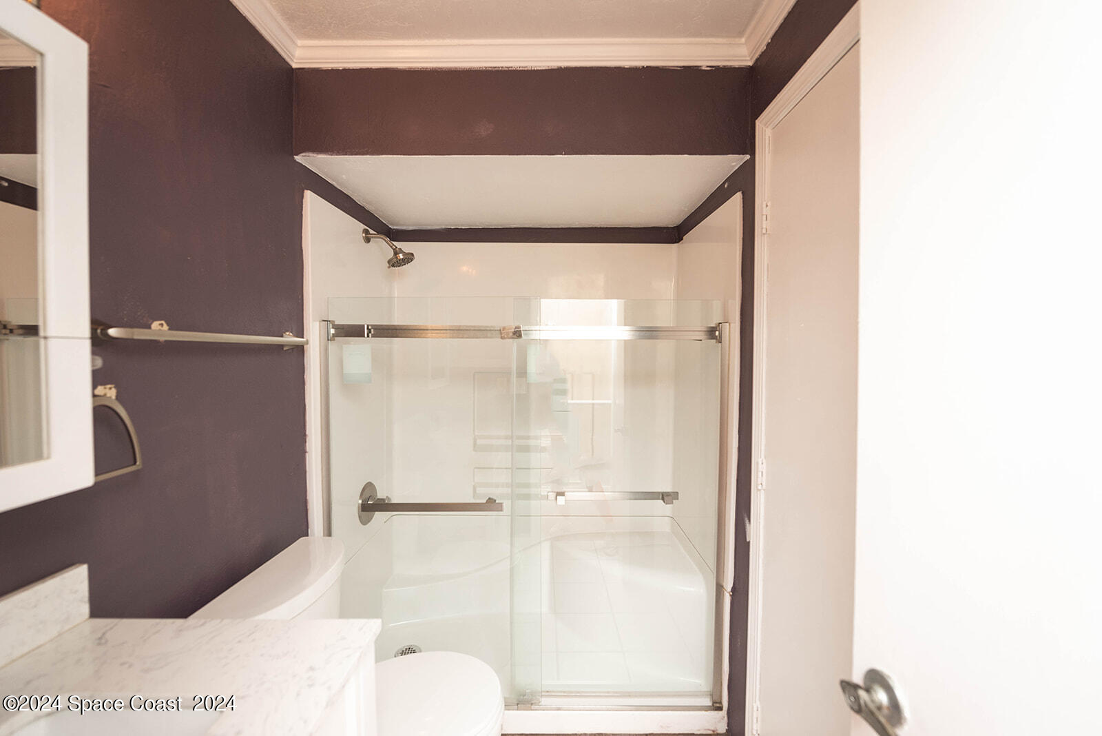 1880 Murrell Road, Unit F24 Rockledge, FL 32955 - Photo 25 of 45 a bathroom with a bathtub