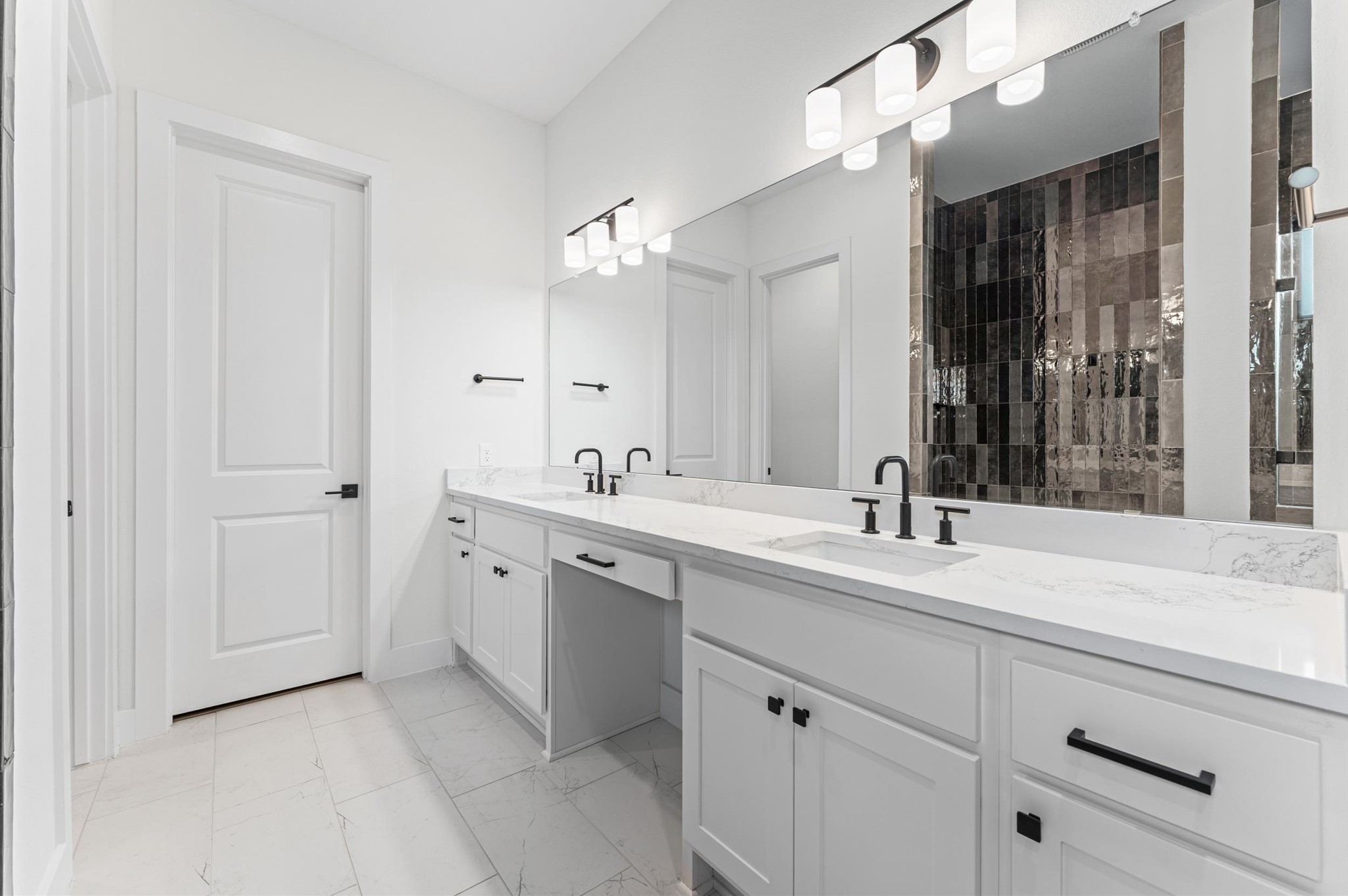 7327 Trial Rdg Drive Fulshear, TX 77441 - Photo 9 of 24 Thoughtfully appointed primary bath with upgraded shower.