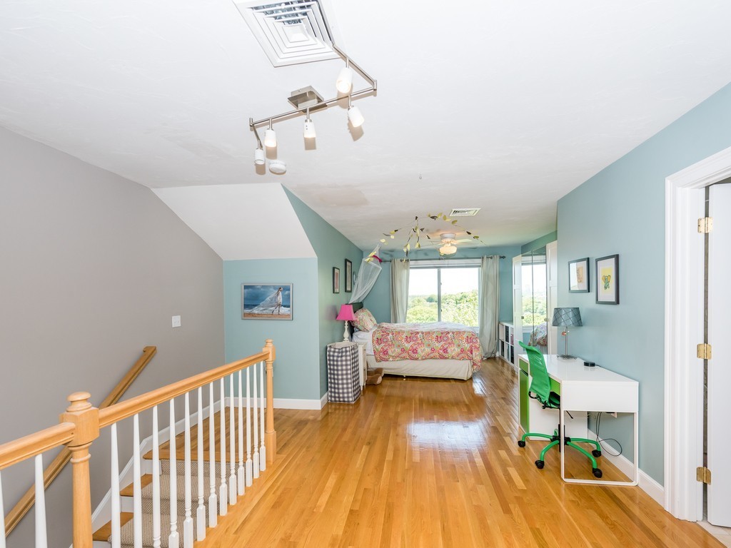 11 Crestview Road, Unit 11 Boston, MA 02131 - Photo 17 of 28 Gallery Image 17