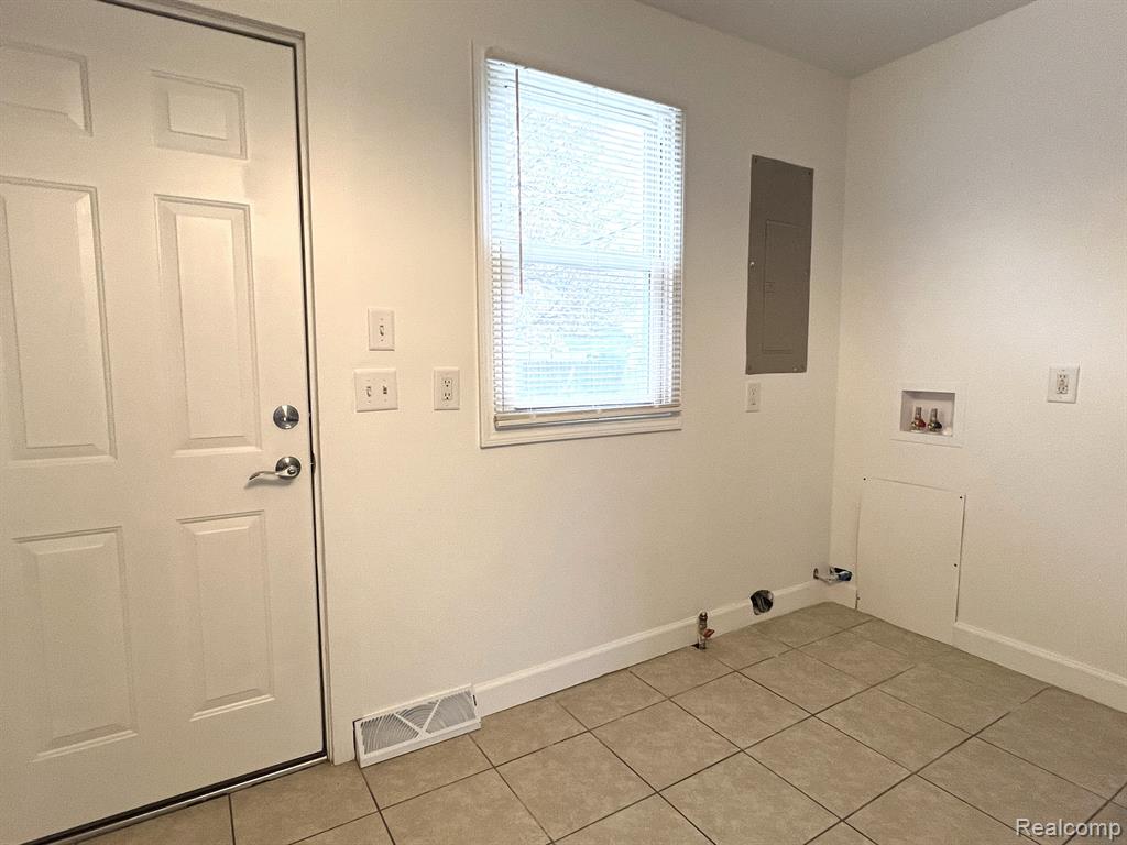 12273 West Point Street Taylor, MI 48180 - Photo 9 of 16 Gallery Image 9