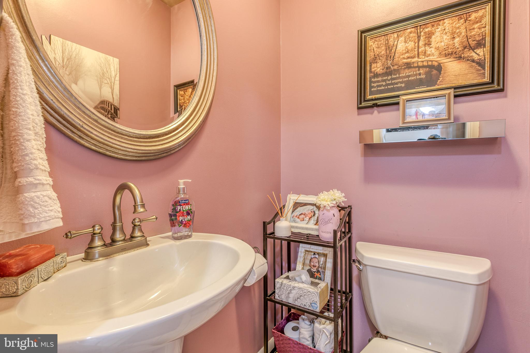 15020 London Road Philadelphia, PA 19116 - Photo 11 of 29 Gallery Image 11