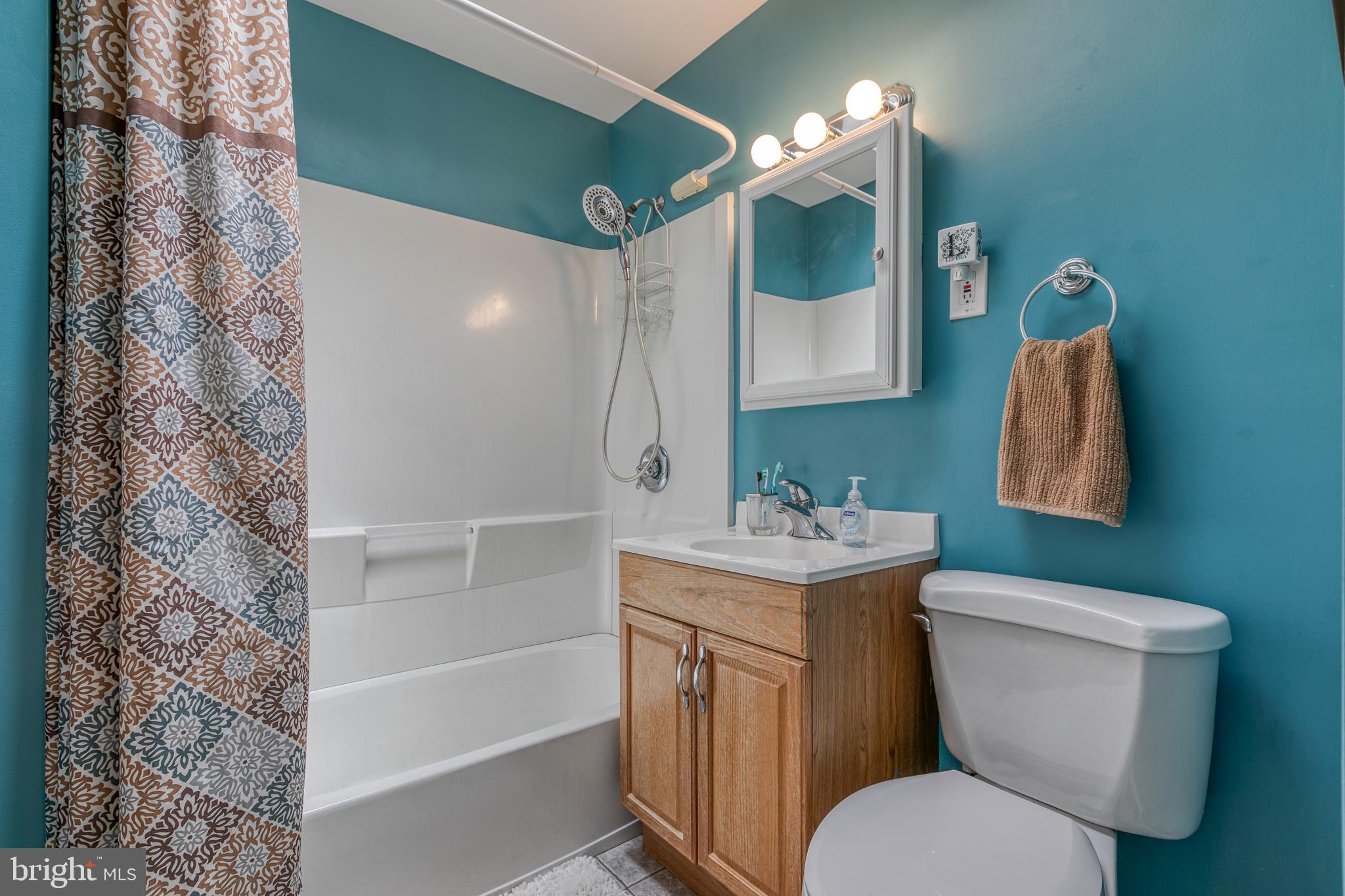 15020 London Road Philadelphia, PA 19116 - Photo 20 of 29 Gallery Image 20