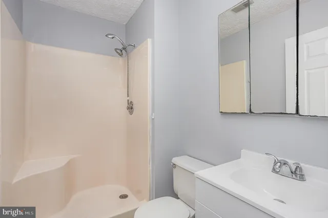 $1,950 | 814 Olive Branch Court, Edgewood, MD 21040