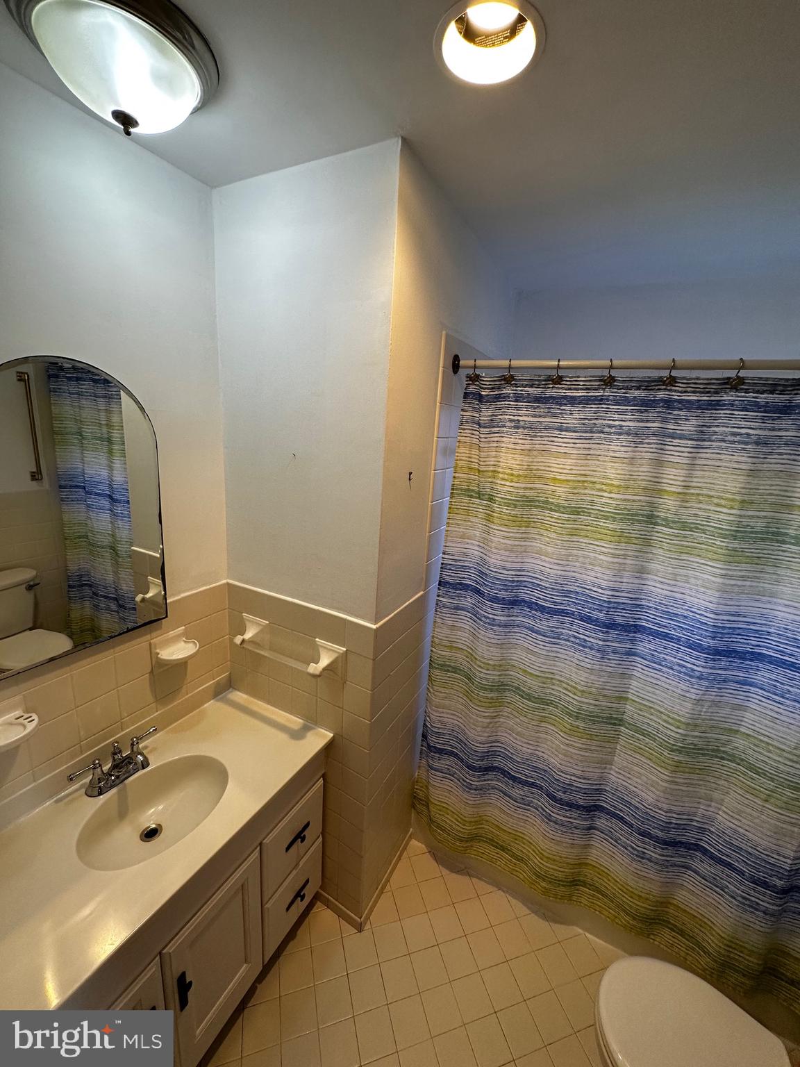 37 Harvest Road Levittown, PA 19056 - Photo 17 of 28 Gallery Image 17