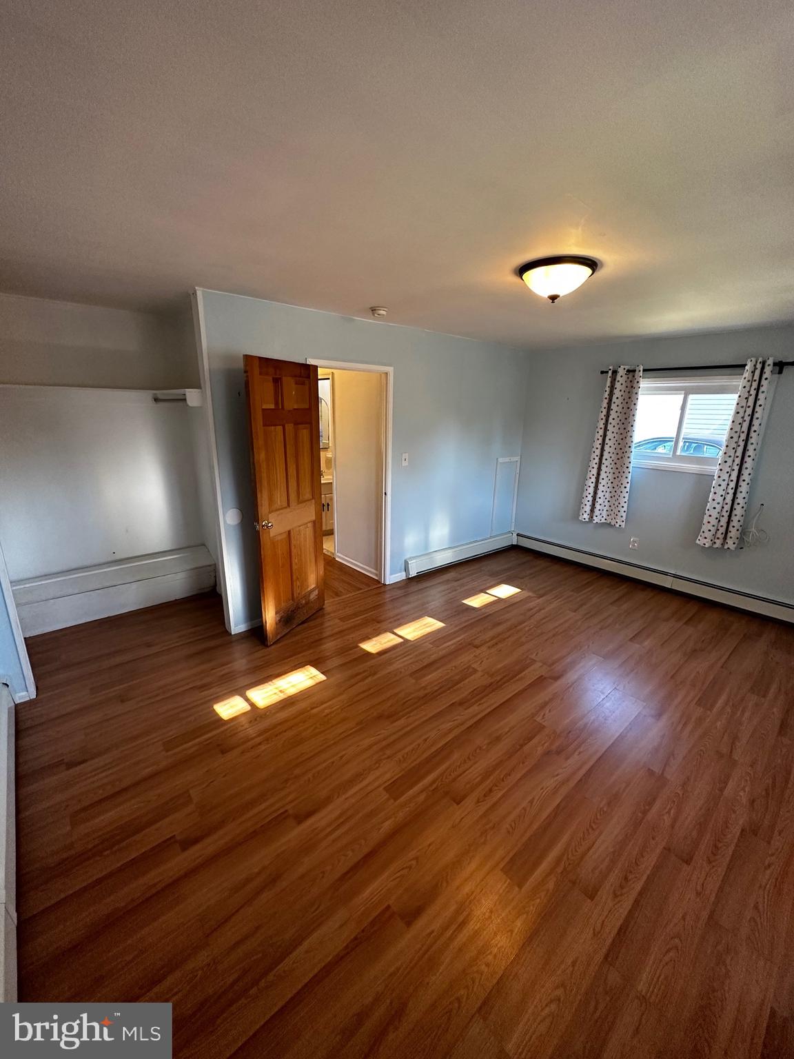 37 Harvest Road Levittown, PA 19056 - Photo 18 of 28 Gallery Image 18
