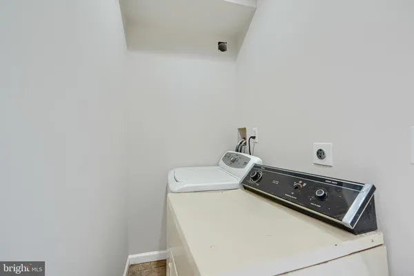 $2,500 | 3805 Garrison Boulevard, Baltimore, MD 21215